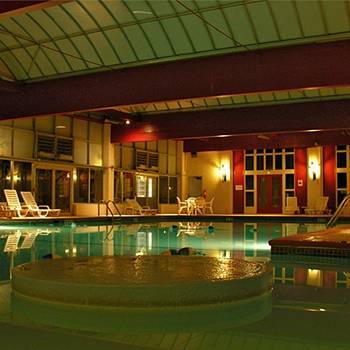 Hotel Carlisle & Embers Convention Center Ανέσεις φωτογραφία